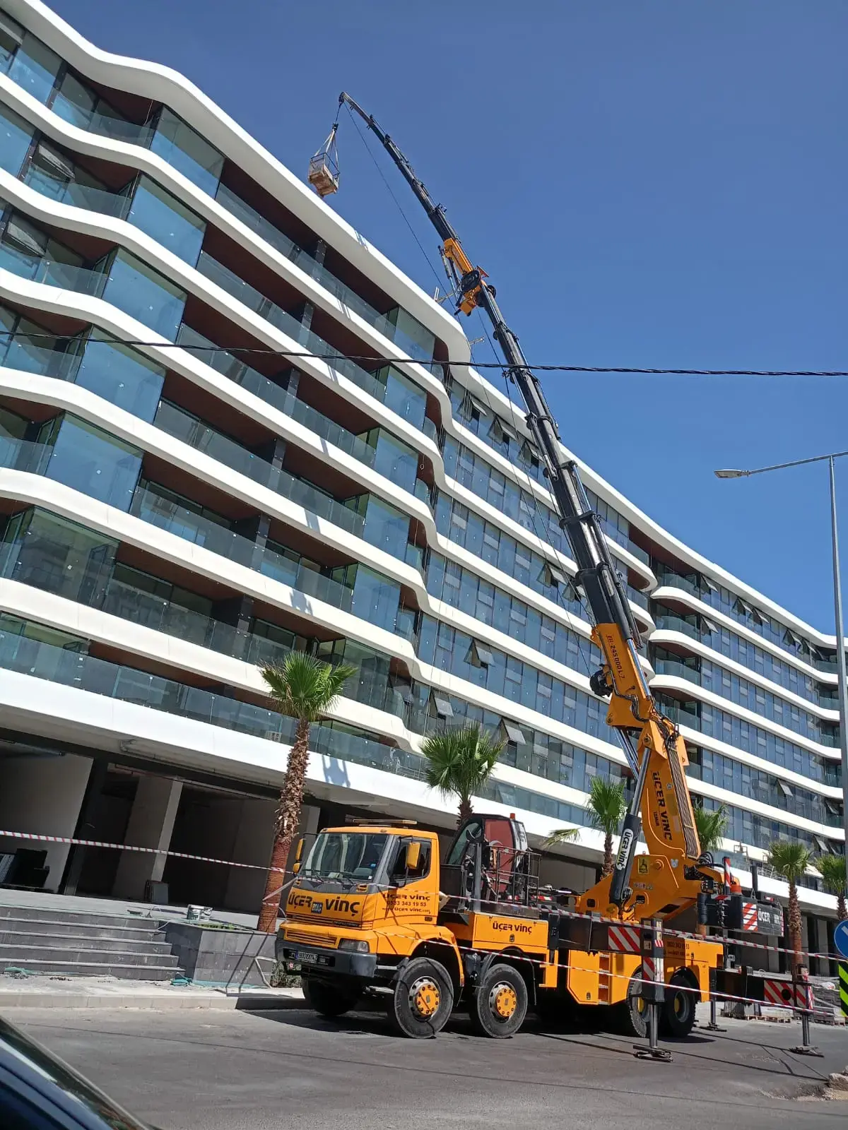 Üçer Vinç 75 ve 80 Ton 3